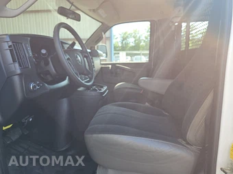 2025 GMC Savana 2500 Cargo Van 1WT 135.0" WB - miniatura 7