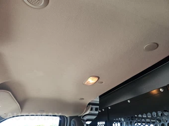 2025 GMC Savana 2500 Cargo Van 1WT 135.0" WB - miniatura 17