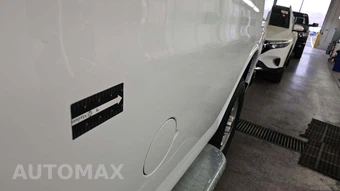 2025 GMC Savana 2500 Cargo Van 1WT 135.0" WB - miniatura 23