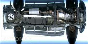 2025 GMC Savana 2500 Cargo Van 1WT 135.0" WB - miniatura 18