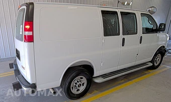 2025 GMC Savana 2500 Cargo Van 1WT 135.0" WB - miniatura 4