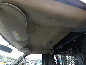 2025 GMC Savana 2500 Cargo Van 1WT 135.0" WB - miniatura 16