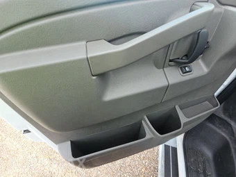2025 GMC Savana 2500 Cargo Van 1WT 135.0" WB - miniatura 7