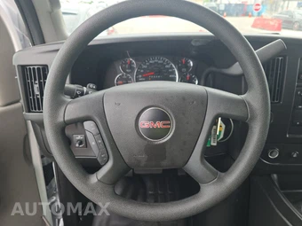 2025 GMC Savana 2500 Cargo Van 1WT 135.0" WB - miniatura 10