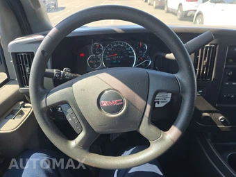 2025 GMC Savana 2500 Cargo Van 1WT 135.0" WB - miniatura 10