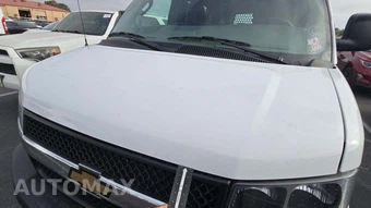 2025 GMC Savana 2500 Cargo Van 1WT 135.0" WB - miniatura 28