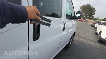 2025 GMC Savana 2500 Cargo Van 1WT 135.0" WB - miniatura 31