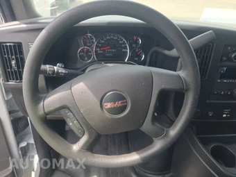 2025 GMC Savana 2500 Cargo Van 1WT 135.0" WB - miniatura 10