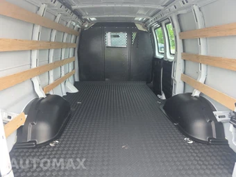 2025 GMC Savana 2500 Cargo Van 1WT 135.0" WB - miniatura 16