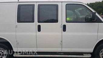 2025 GMC Savana 2500 Cargo Van 1WT 135.0" WB - miniatura 19