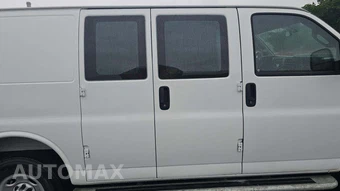 2025 GMC Savana 2500 Cargo Van 1WT 135.0" WB - miniatura 29