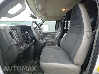 2025 GMC Savana 2500 Cargo Van 1WT 135.0" WB - miniatura 7