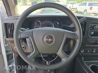 2025 GMC Savana 2500 Cargo Van 1WT 135.0" WB - miniatura 10