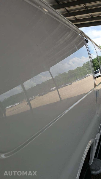 2025 GMC Savana 2500 Cargo Van 1WT 135.0" WB - miniatura 25