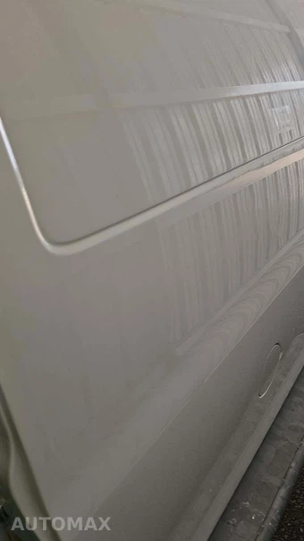 2025 GMC Savana 2500 Cargo Van 1WT 135.0" WB - miniatura 26