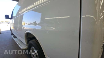 2025 GMC Savana 2500 Cargo Van 1WT 135.0" WB - miniatura 4