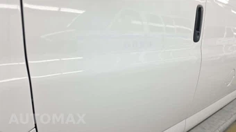 2025 GMC Savana 2500 Cargo Van 1WT 135.0" WB - miniatura 18