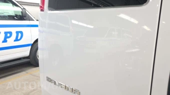 2025 GMC Savana 2500 Cargo Van 1WT 135.0" WB - miniatura 22