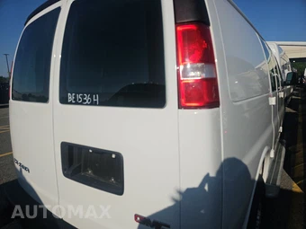 2025 GMC Savana 2500 Cargo Van 1WT 135.0" WB - miniatura 4