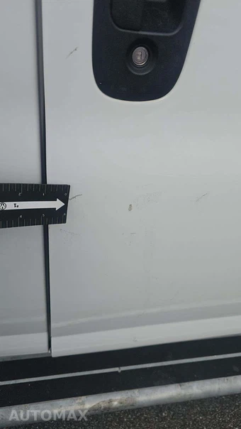 2025 GMC Savana 2500 Cargo Van 1WT 135.0" WB - miniatura 20