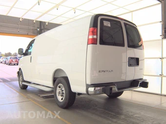 2025 GMC Savana 2500 Cargo Van 1WT 135.0" WB - miniatura 6