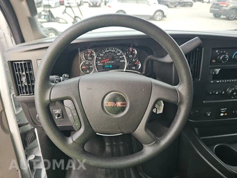 2025 GMC Savana 2500 Cargo Van 1WT 135.0" WB - miniatura 10