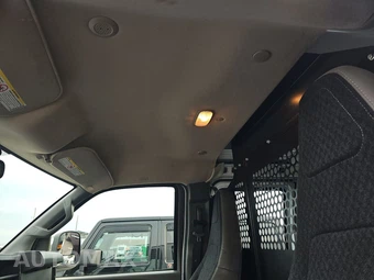 2025 GMC Savana 2500 Cargo Van 1WT 135.0" WB - miniatura 16