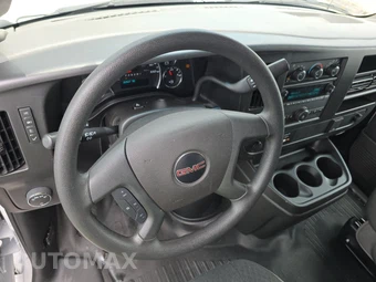 2025 GMC Savana 2500 Cargo Van 1WT 135.0" WB - miniatura 10