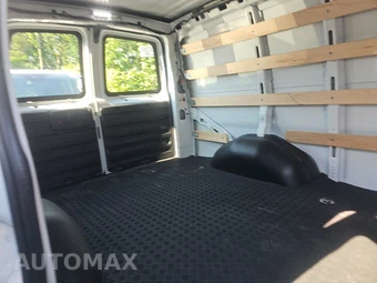 2025 GMC Savana 2500 Cargo Van 1WT 135.0" WB - miniatura 14