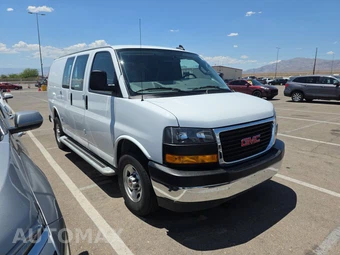 2025 GMC Savana 2500 Cargo Van 1WT 135.0" WB - miniatura 3