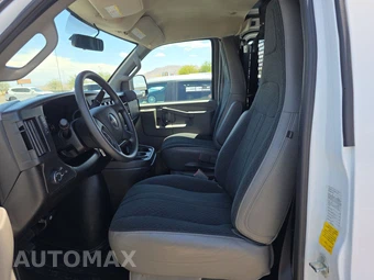 2025 GMC Savana 2500 Cargo Van 1WT 135.0" WB - miniatura 7