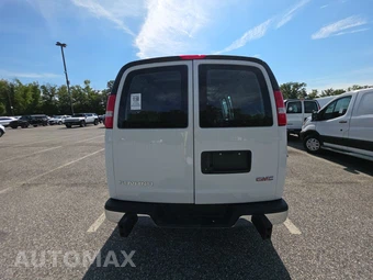 2025 GMC Savana 2500 Cargo Van 1WT 135.0" WB - miniatura 5
