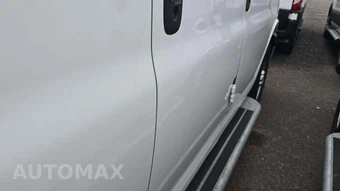 2025 GMC Savana 2500 Cargo Van 1WT 135.0" WB - miniatura 26