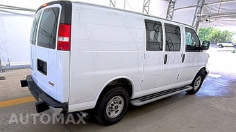2025 GMC Savana 2500 Cargo Van 1WT 135.0" WB - miniatura 4