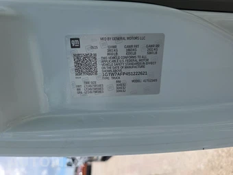 2025 GMC Savana 2500 Cargo Van 1WT 135.0" WB - miniatura 13