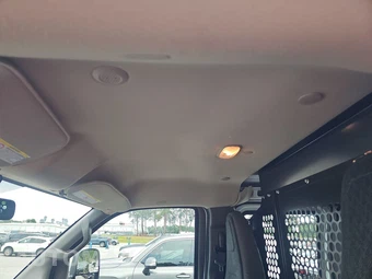 2025 GMC Savana 2500 Cargo Van 1WT 135.0" WB - miniatura 16