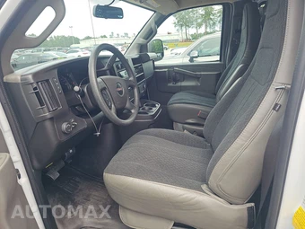 2025 GMC Savana 2500 Cargo Van 1WT 135.0" WB - miniatura 7