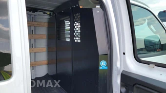 2025 GMC Savana 2500 Cargo Van 1WT 135.0" WB - miniatura 22