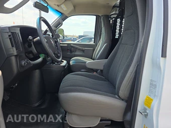 2025 GMC Savana 2500 Cargo Van 1WT 135.0" WB - miniatura 7