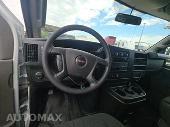 2025 GMC Savana 2500 Cargo Van 1WT 135.0" WB - miniatura 11