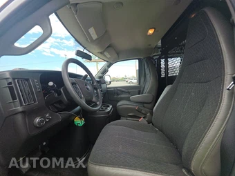 2025 GMC Savana 2500 Cargo Van 1WT 135.0" WB - miniatura 7
