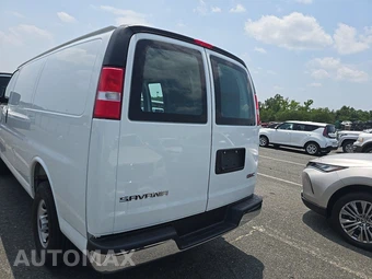 2025 GMC Savana 2500 Cargo Van 1WT 135.0" WB - miniatura 5