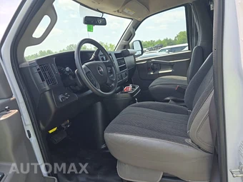 2025 GMC Savana 2500 Cargo Van 1WT 135.0" WB - miniatura 7