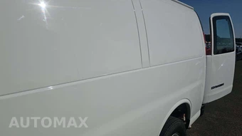 2025 GMC Savana 2500 Cargo Van 1WT 135.0" WB - miniatura 25