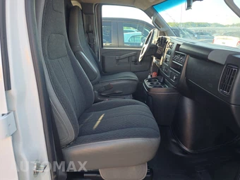 2025 GMC Savana 2500 Cargo Van 1WT 135.0" WB - miniatura 8