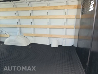 2025 GMC Savana 2500 Cargo Van 1WT 135.0" WB - miniatura 13