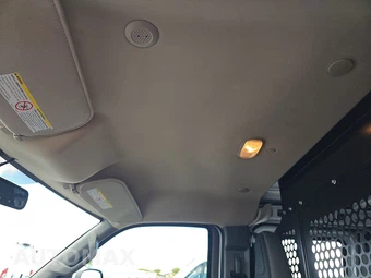 2025 GMC Savana 2500 Cargo Van 1WT 135.0" WB - miniatura 18