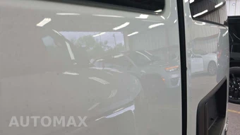 2025 GMC Savana 2500 Cargo Van 1WT 135.0" WB - miniatura 23