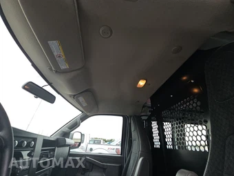 2025 GMC Savana 2500 Cargo Van 1WT 135.0" WB - miniatura 21
