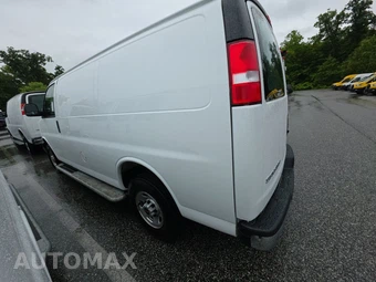 2025 GMC Savana 2500 Cargo Van 1WT 135.0" WB - miniatura 6